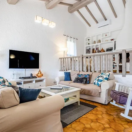 Holiday home Gorgeous In Les Adrets-de-lestere With Wifi Les Adrets-de-l'Esterel